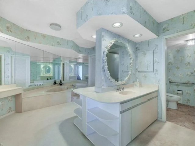 Monaco Beach Club - Master Bathroom Before